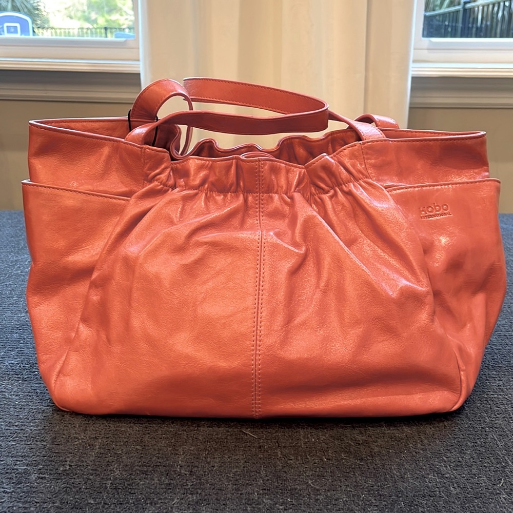 Hobo International Gerty NWT coral